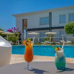 Western La Marina מלון 4*