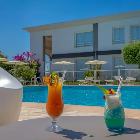 Western La Marina Отель 4*