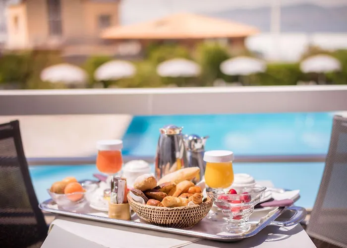 Western La Marina Otel Saint-Raphaël