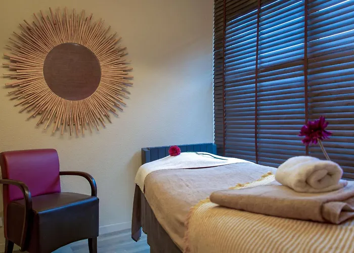 Western La Marina 4*