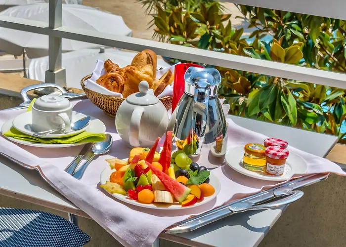 Western La Marina Otel Saint-Raphaël