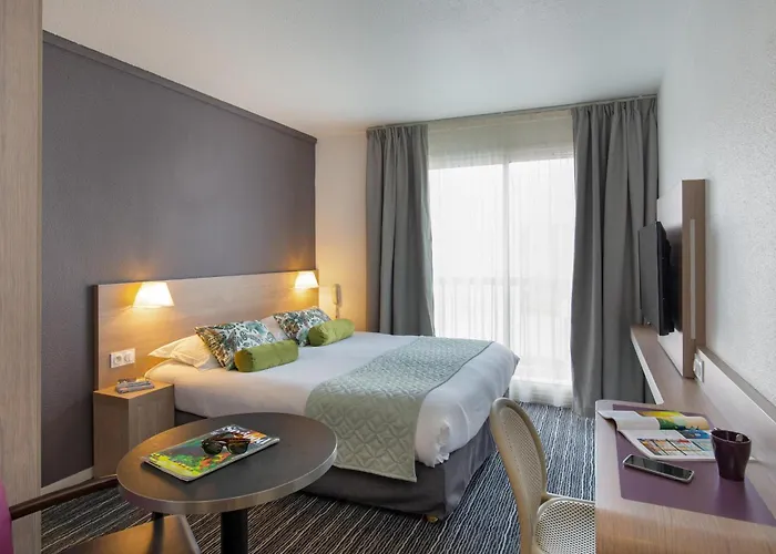 Western La Marina Hotel 4*