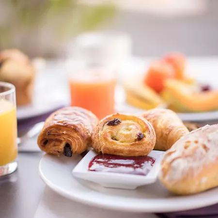 Готель Western La Marina 4*