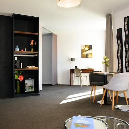 Готель Western La Marina 4*