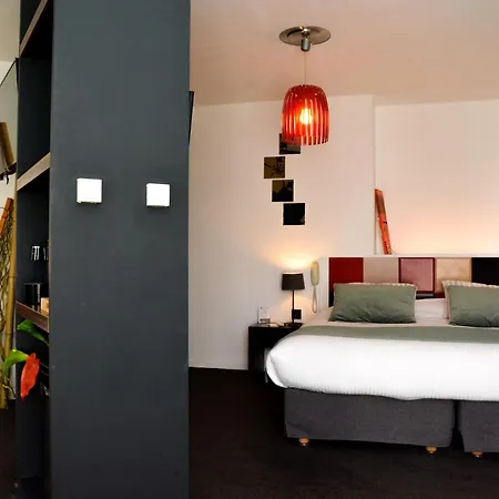 Otel Western La Marina 4*