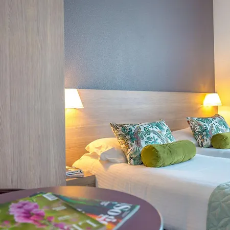 Western La Marina Готель