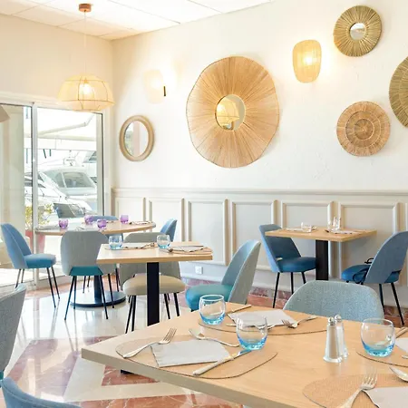 מלון Western La Marina 4*