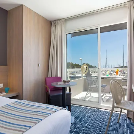מלון Western La Marina 4*