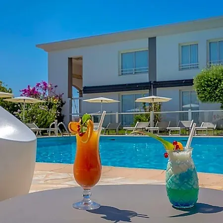Western La Marina 4*
