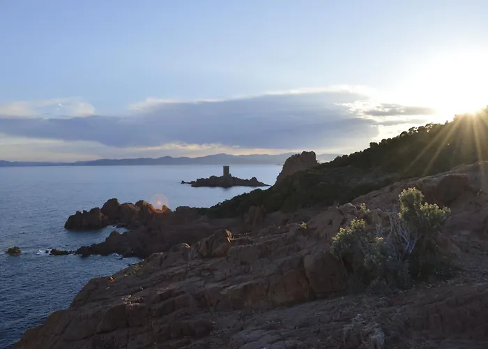 Western La Marina فندق Saint-Raphaël