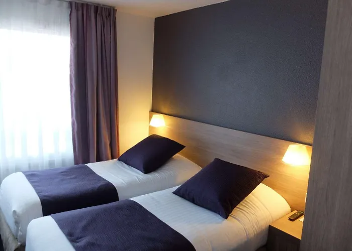 Western La Marina 4*