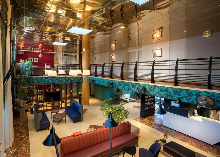 Western La Marina 4*