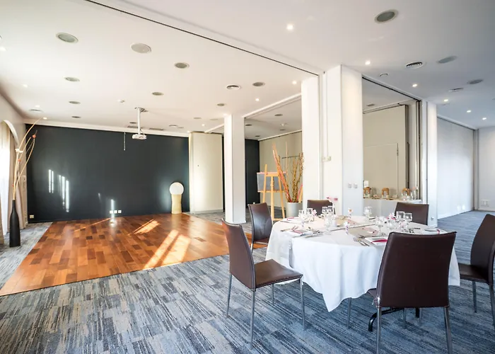 Western La Marina 4* Сен-Рафаель