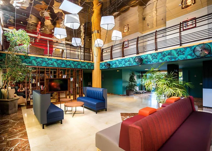 Готель Western La Marina 4*