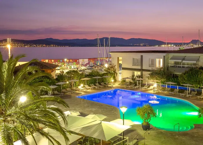 Western La Marina 4* Сен-Рафаель