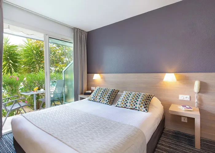 Western La Marina Hotel 4*